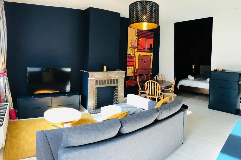 Brussels By Foot! Authenticity & Luxury Nearby Appartamento Esterno foto